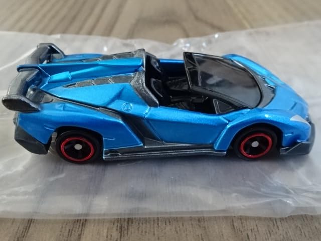 トミカ Lamborghini Veneno Roadster　新品未開封 トミカ Lamborghini Veneno Roadster 新品未開封 Tomica